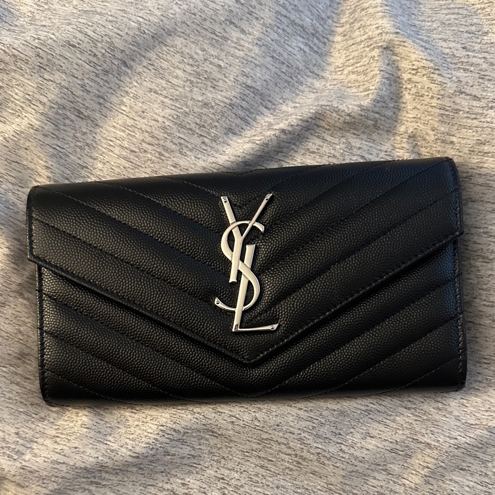 YSL PORTEFEUILLE FAMME